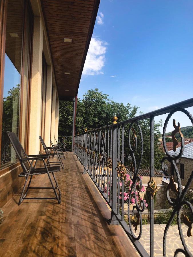Philia'S Guest House Sighnaghi Exteriör bild